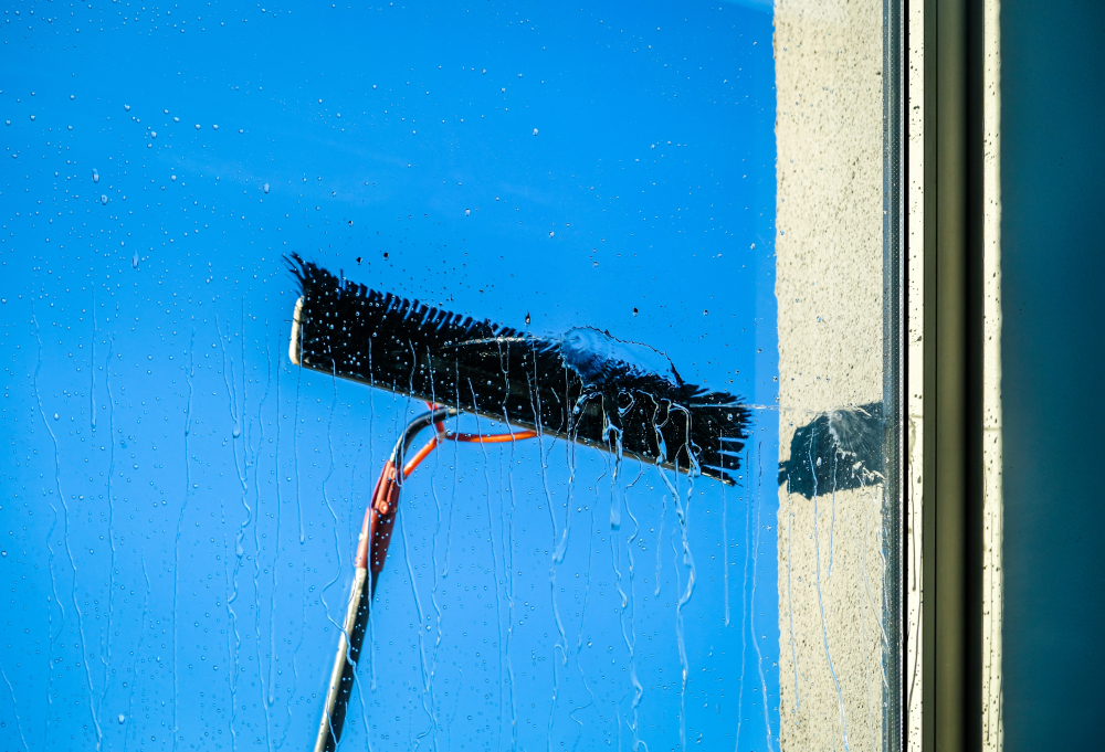 Why Tucson Businesses Should Prioritize Window Cleaning